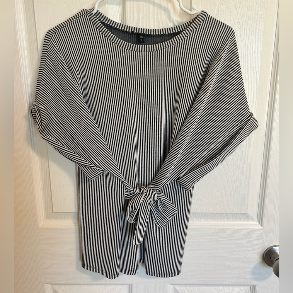 Express Monochrome Striped Top